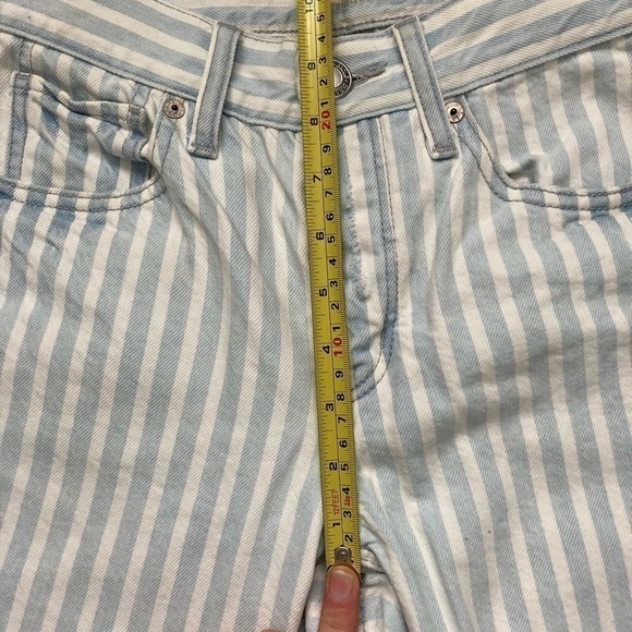AMERICAN Eagle striped tomgirl boyfriend button fly jeans - Picture 8 of 9